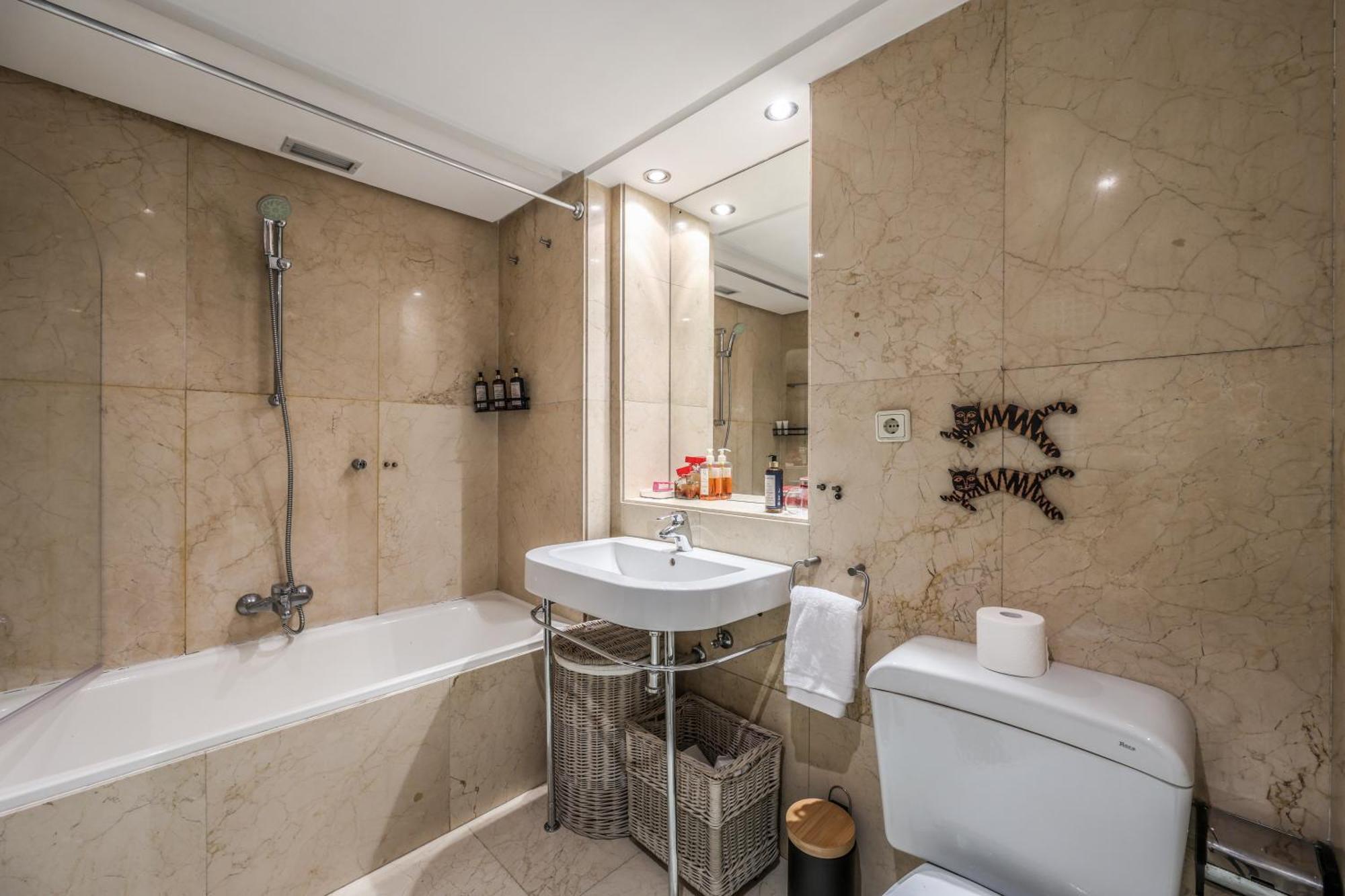 Salamanca Suites By Arco Madrid Exterior photo